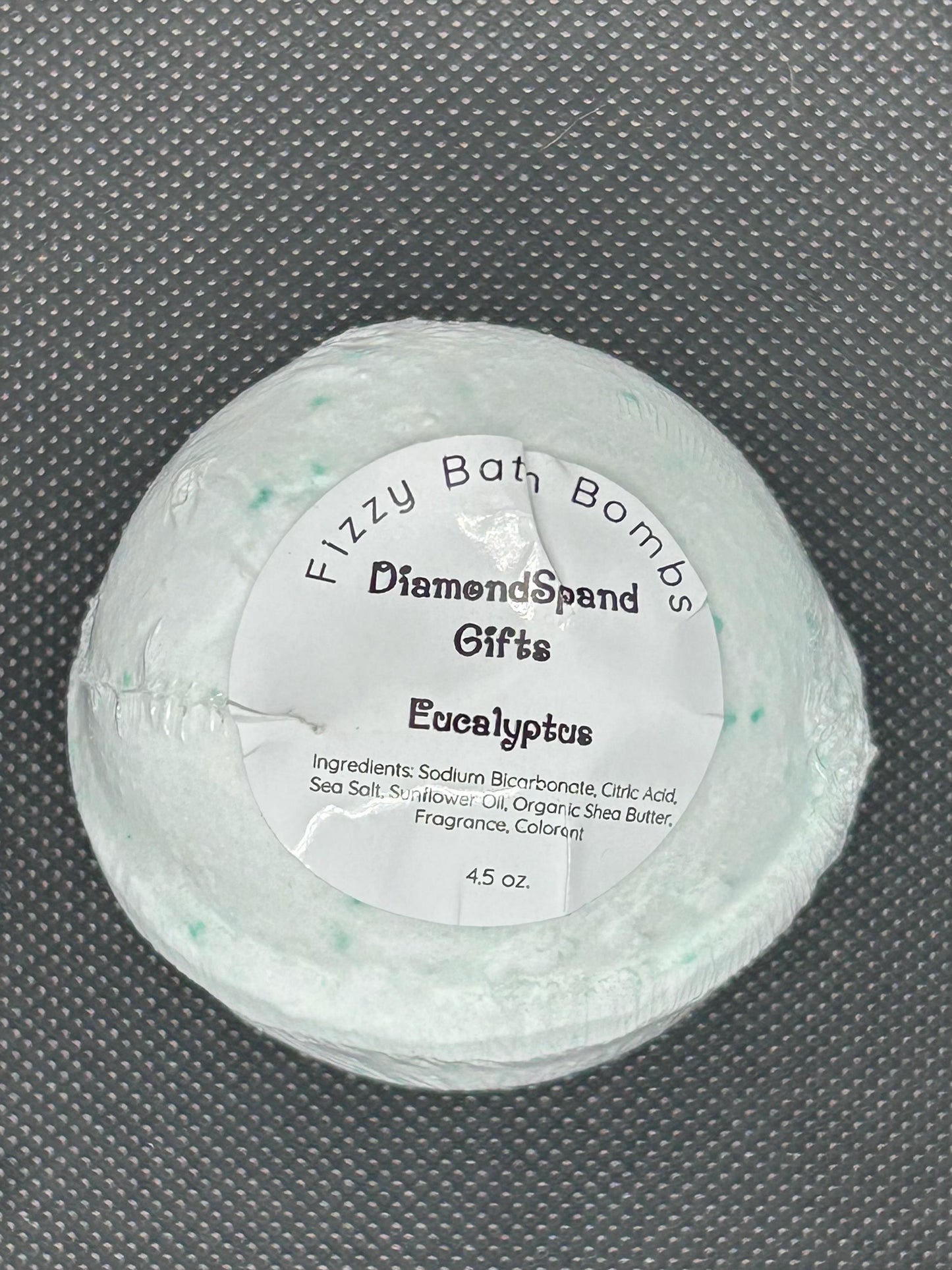 Eucalyptus Scented Fizzy Bath Bomb