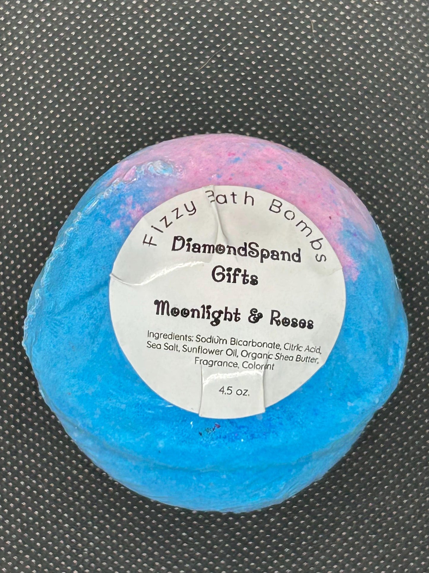 Moonlight & Roses Scented Fizzy Bath Bomb